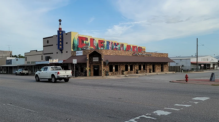 Texan Theater In Downtown Cleveland TX