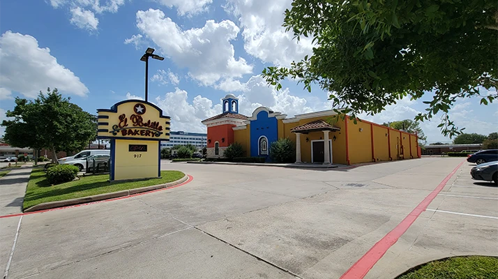 Colorful El Bolillo Bakery In Pasadena TX